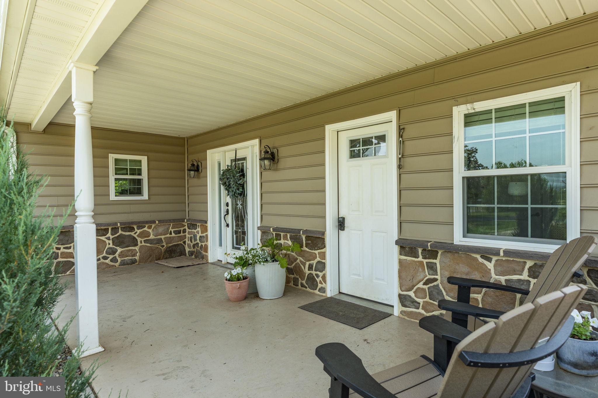 CAERNARVON TWP - Residential