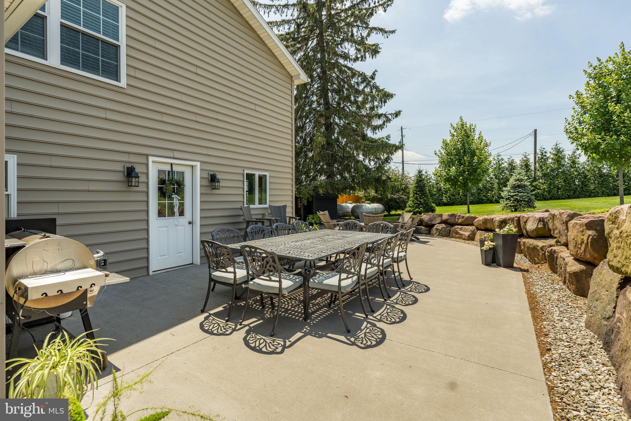 CAERNARVON TWP - Residential