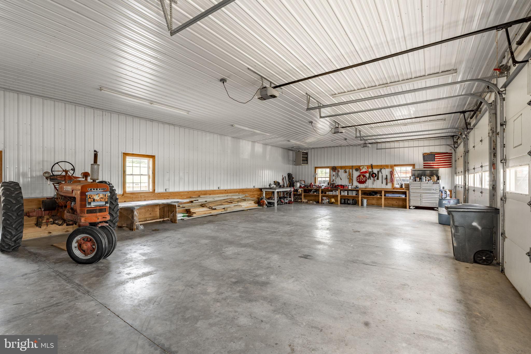 CAERNARVON TWP - Residential