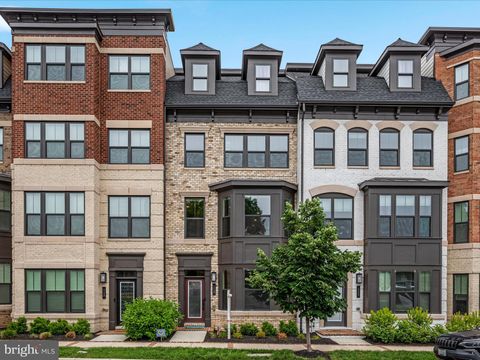 113 PLEASANT STREET NW 6 VIENNA VA 22180