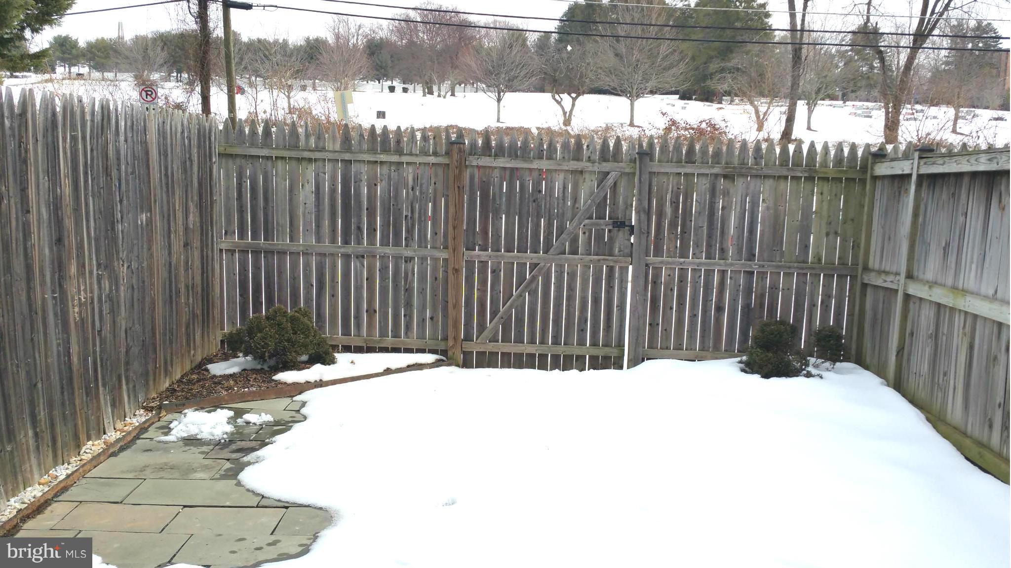 LEE LANDING PARK - Residential