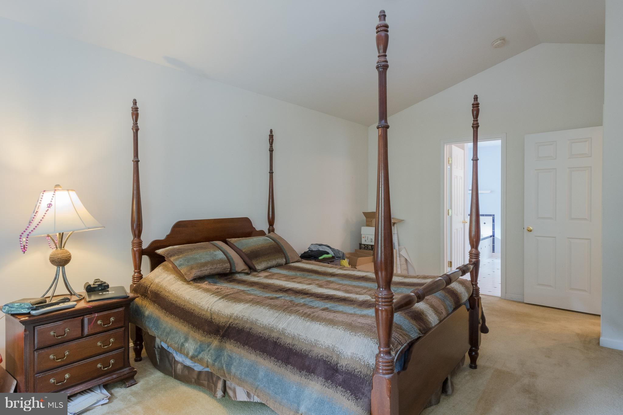 NORTH SELBY - Residential