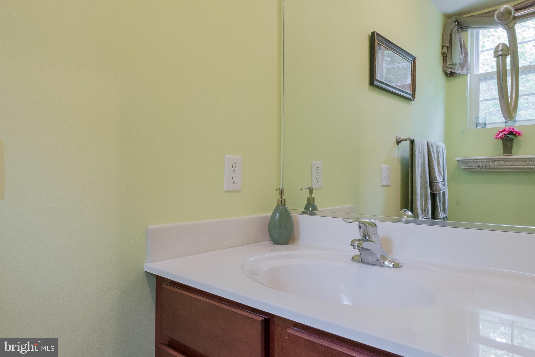 NORTH SELBY - Residential