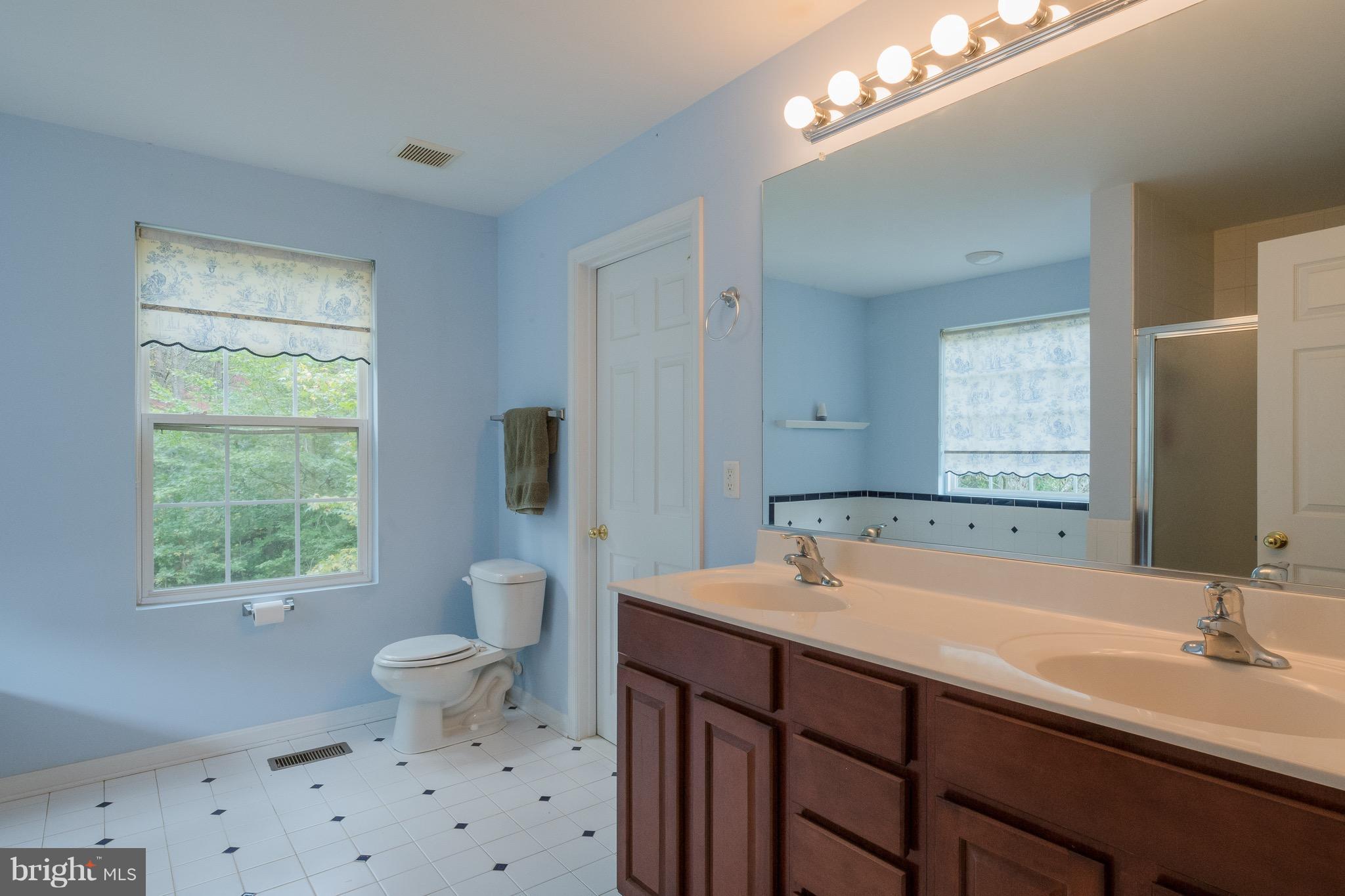 NORTH SELBY - Residential