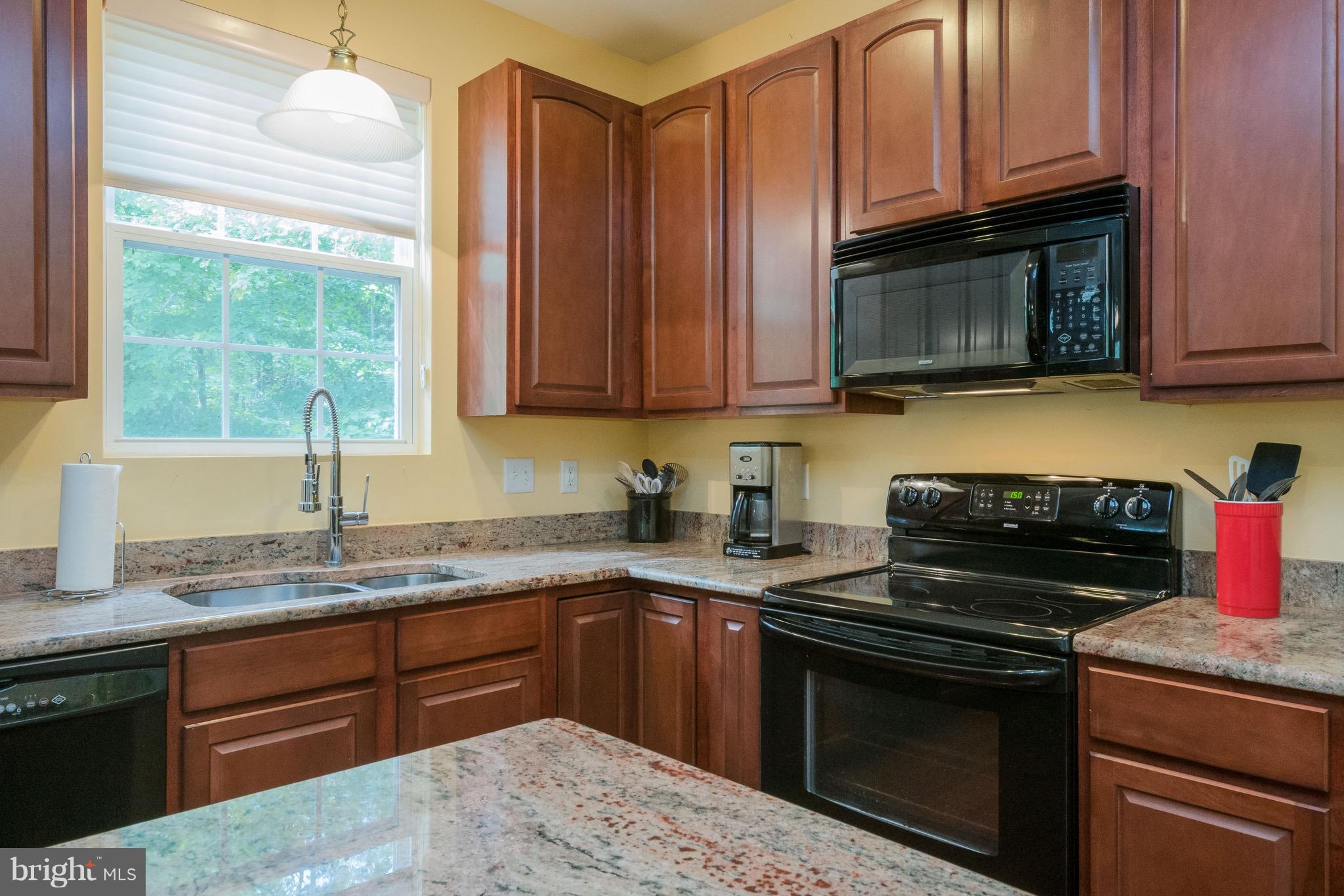 NORTH SELBY - Residential