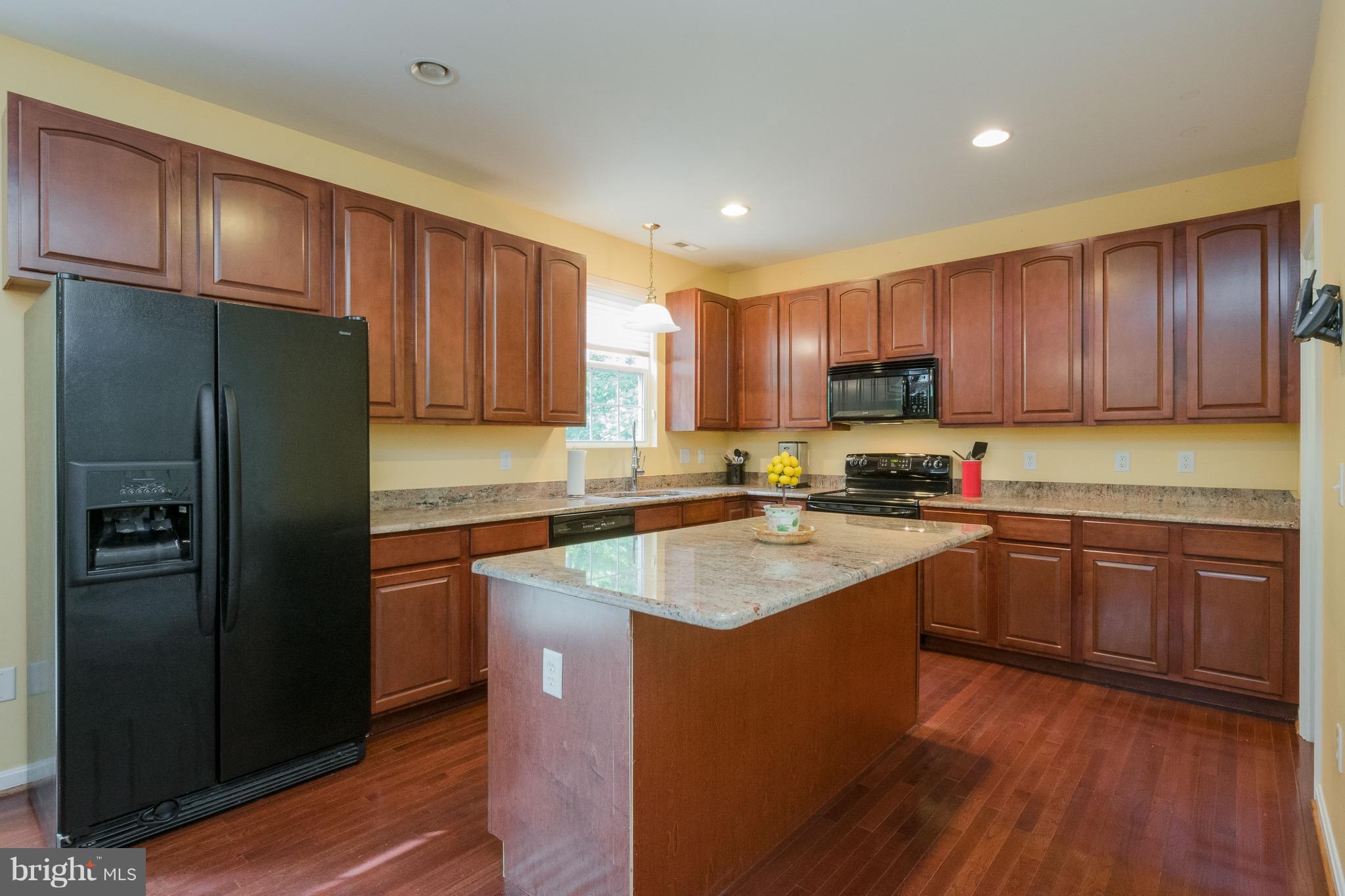 NORTH SELBY - Residential