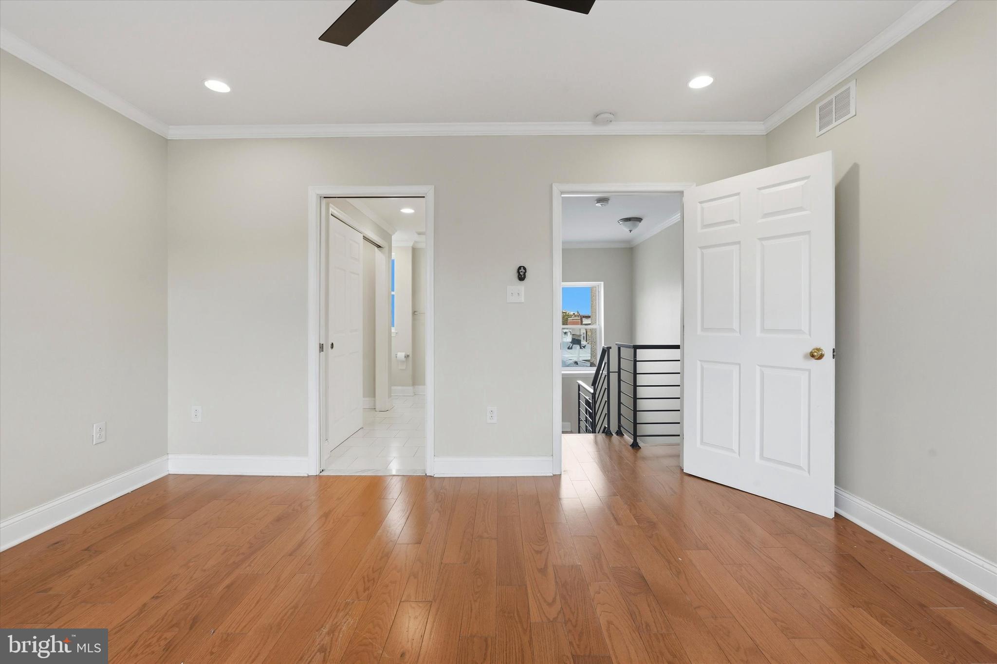 DICKINSON NARROWS - Residential