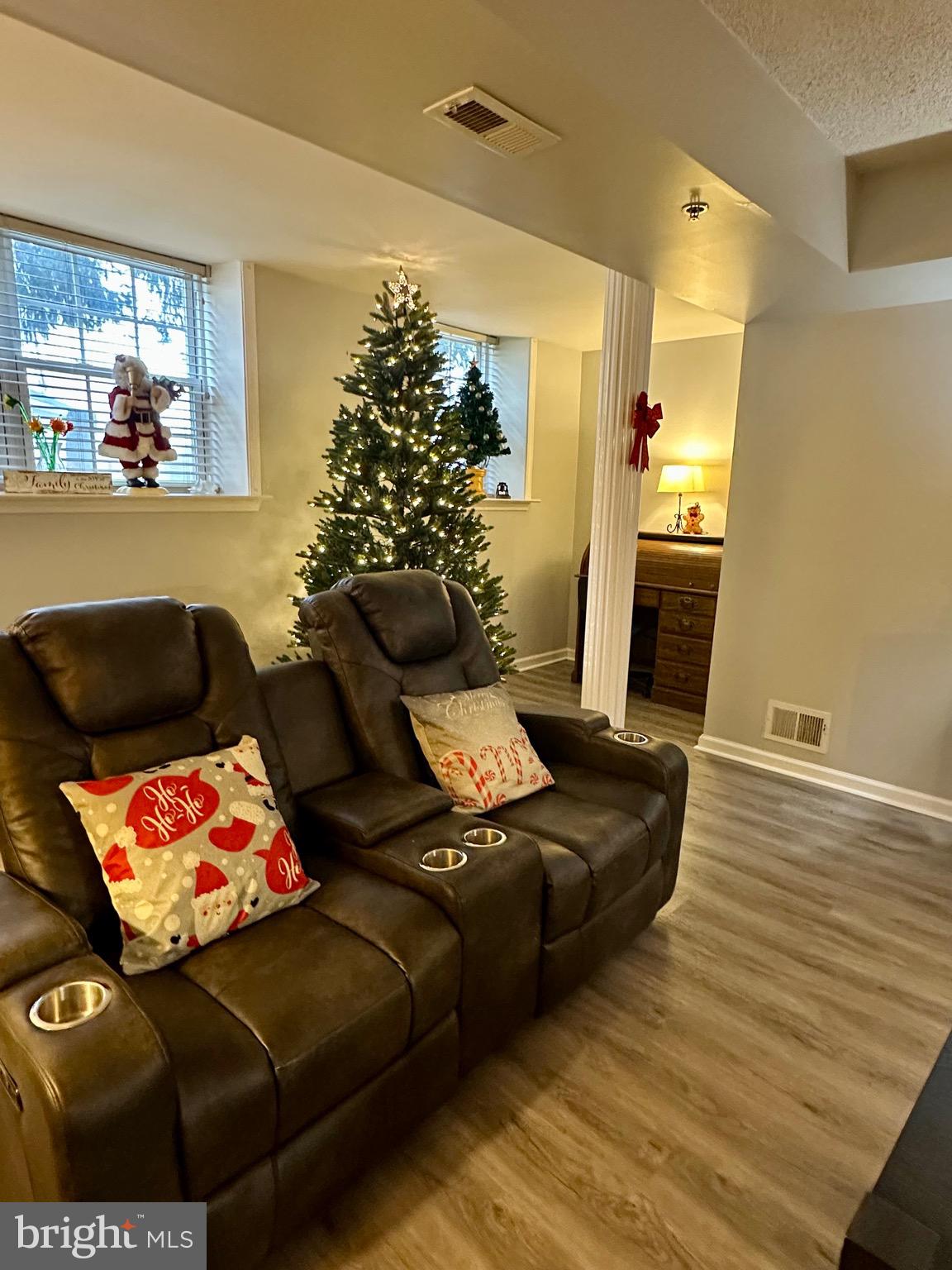 CENTENNIAL STATION - Residential