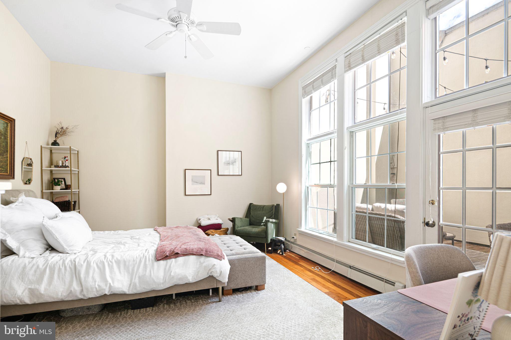 211 S 4TH STREET 25 306