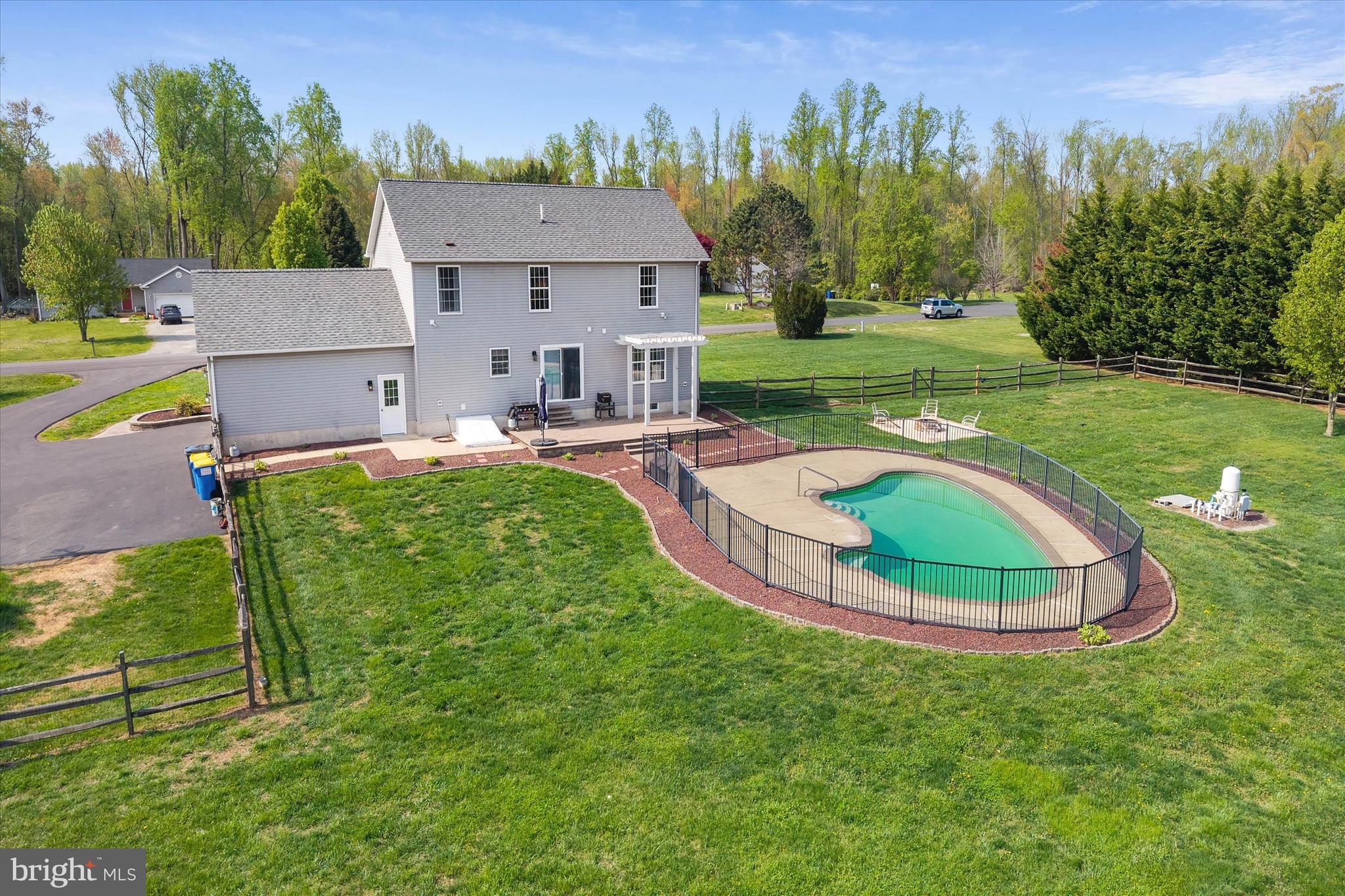 AMBER RIDGE - Residential