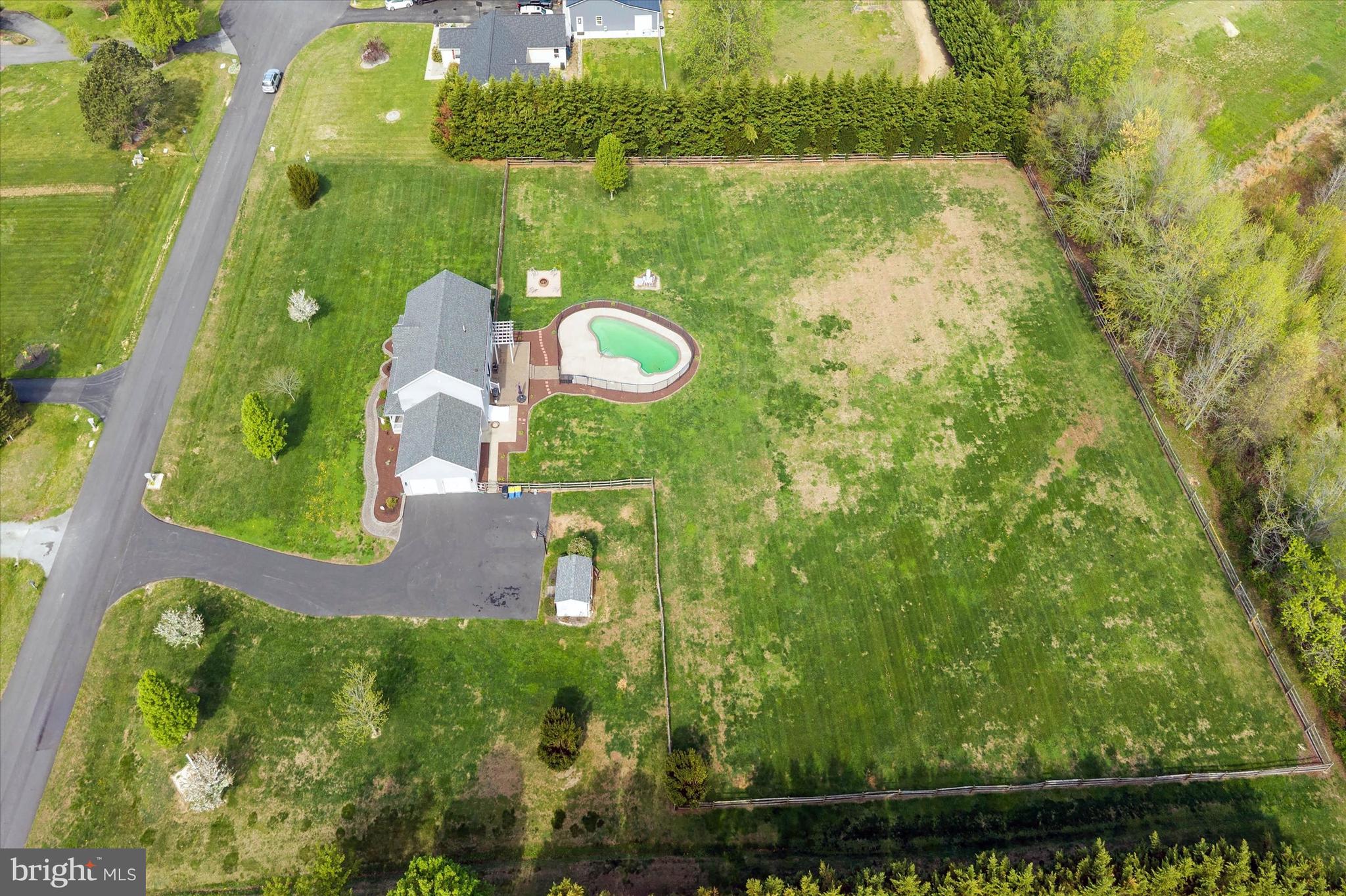 AMBER RIDGE - Residential