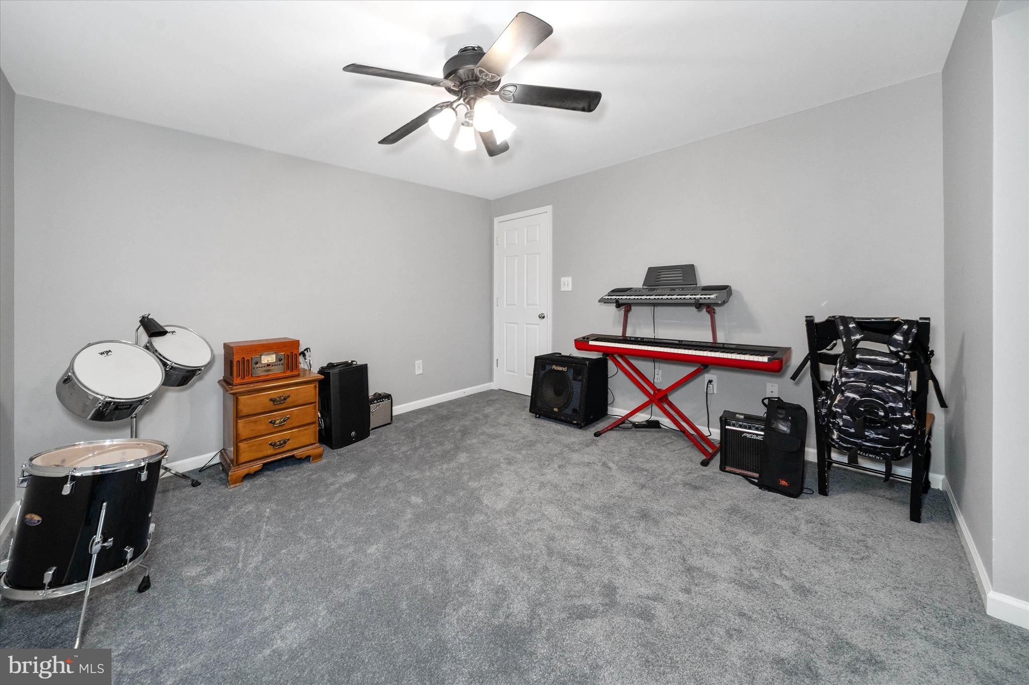 AMBER RIDGE - Residential