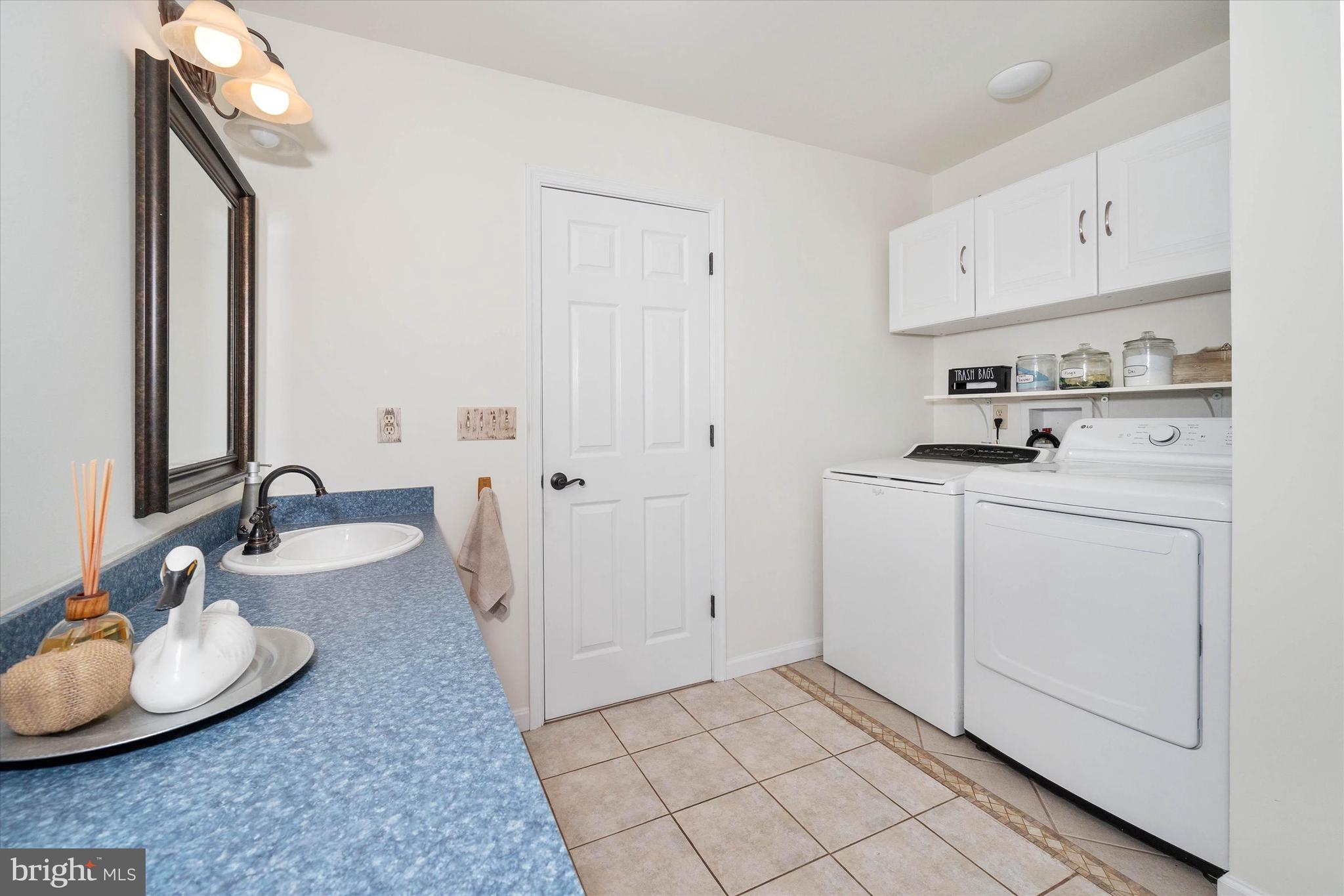 AMBER RIDGE - Residential