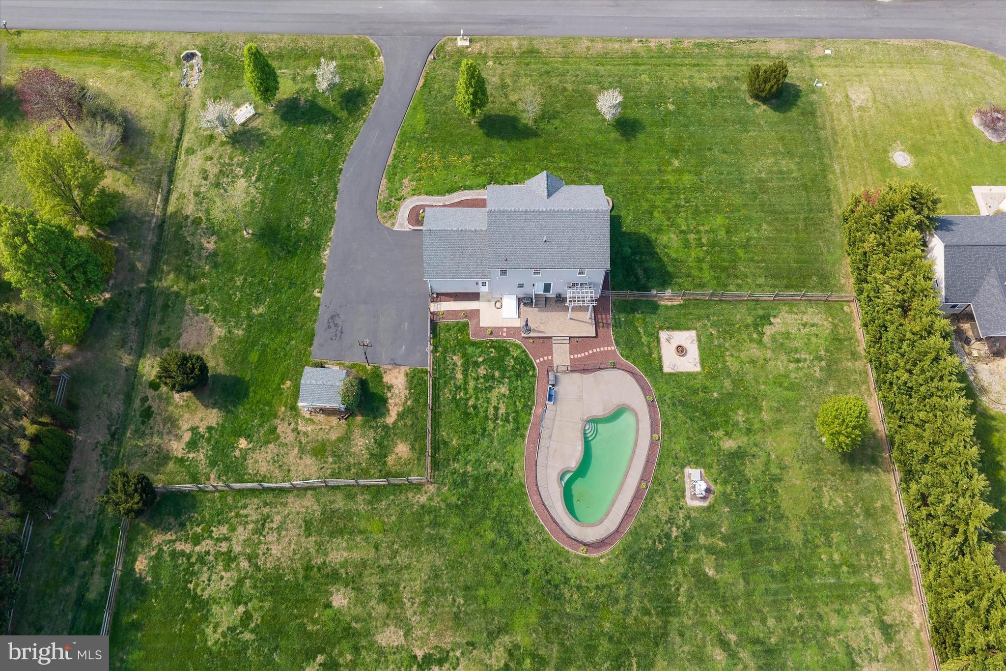 AMBER RIDGE - Residential