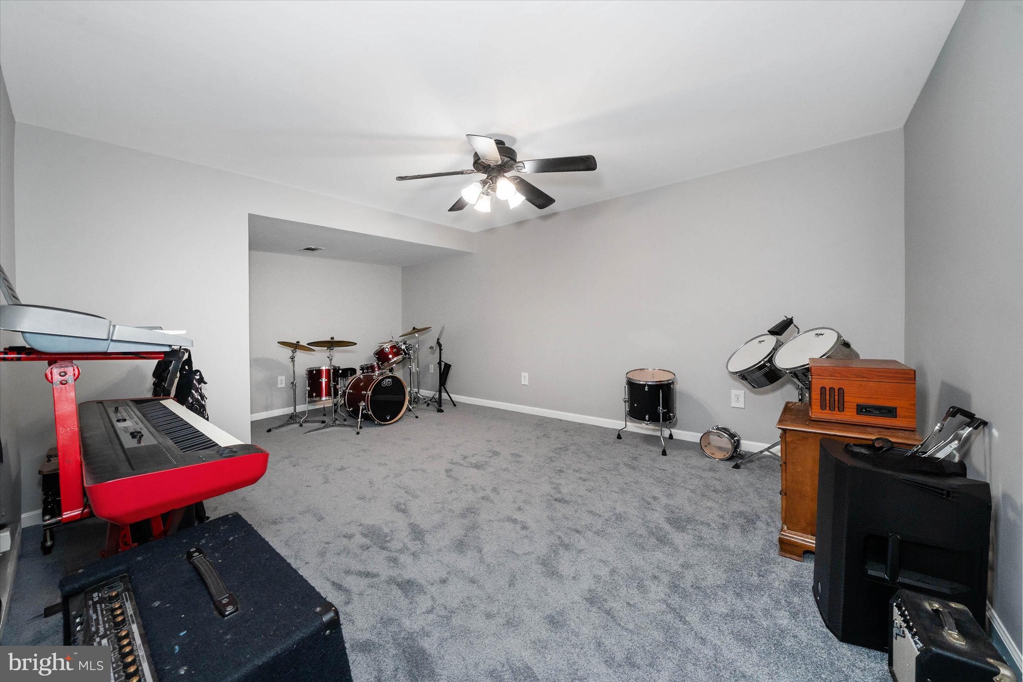 AMBER RIDGE - Residential