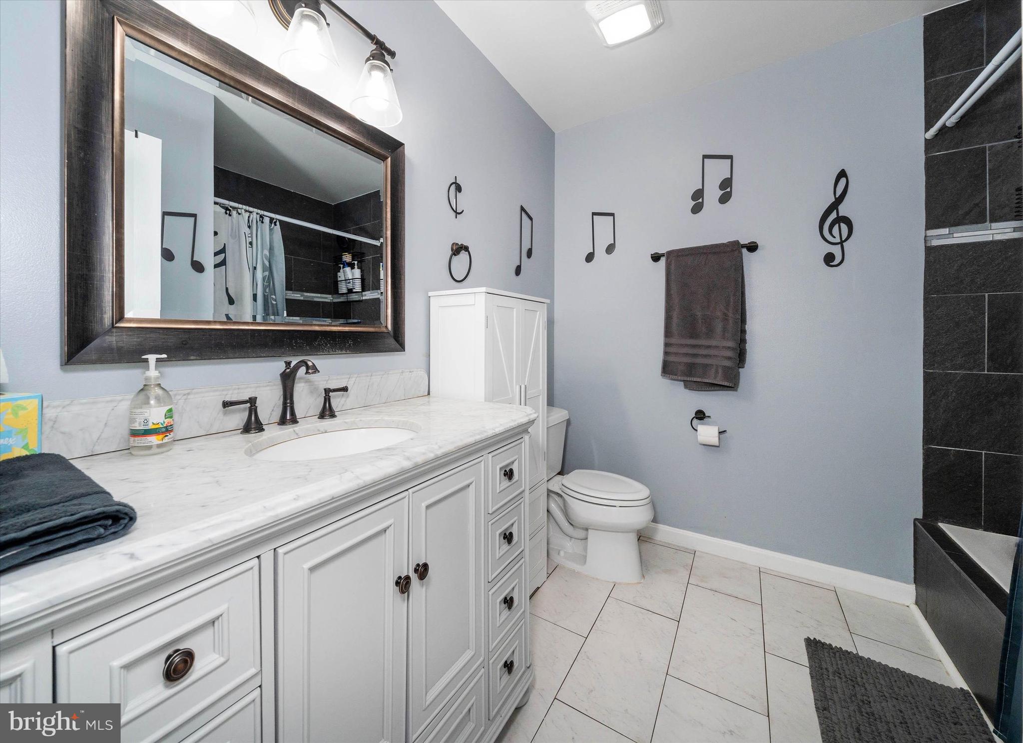 AMBER RIDGE - Residential