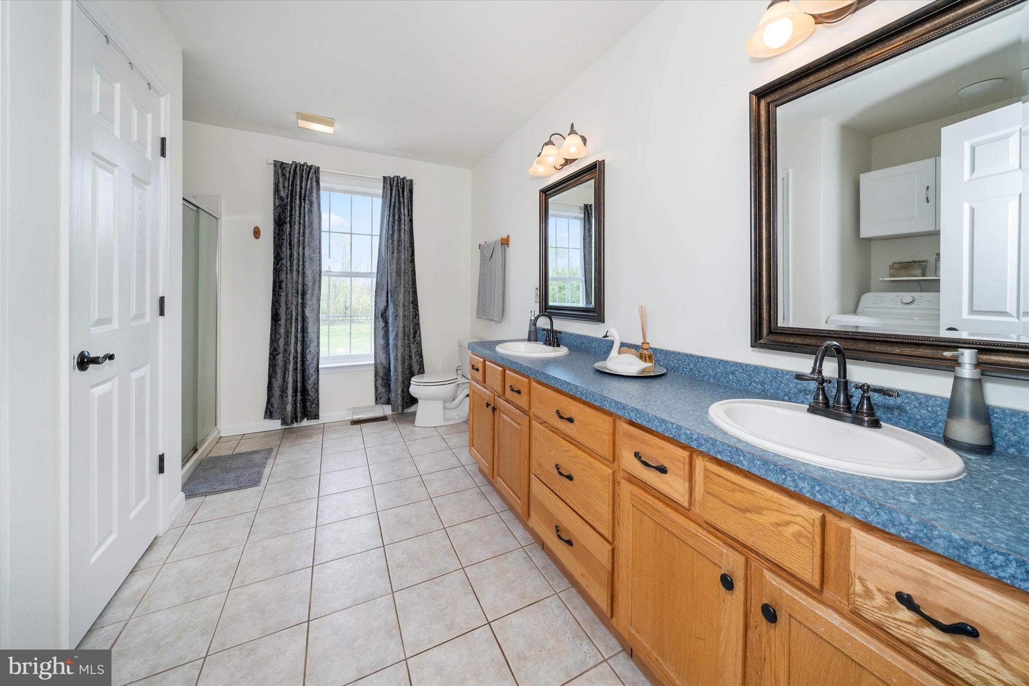 AMBER RIDGE - Residential