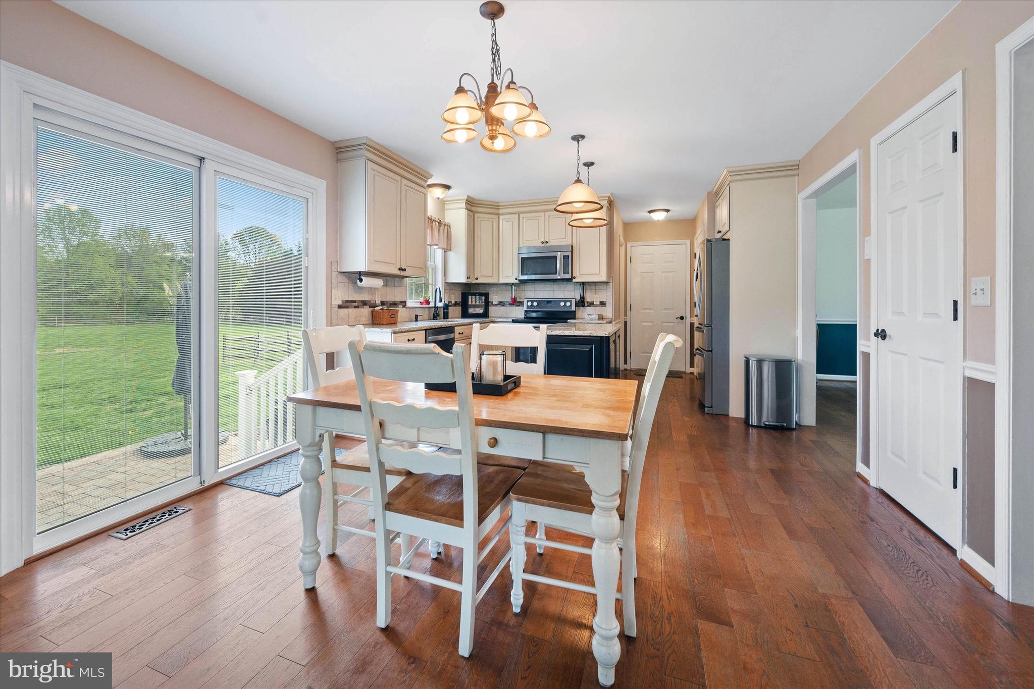 AMBER RIDGE - Residential