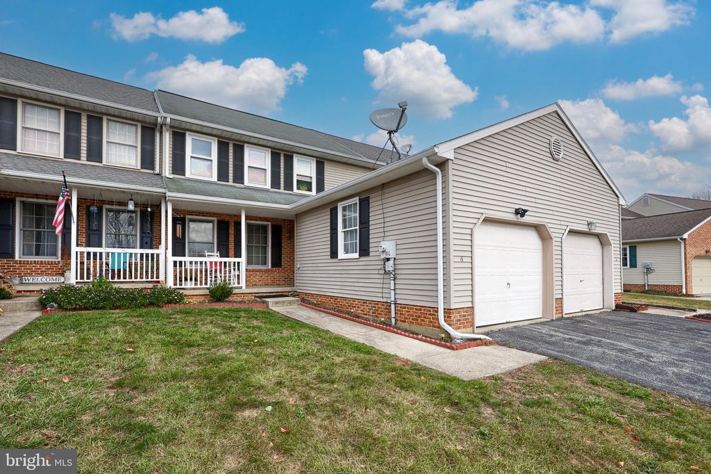 Photo of 6 Greythorne Road, Lancaster, PA 17603 (MLS # PALA2060632)