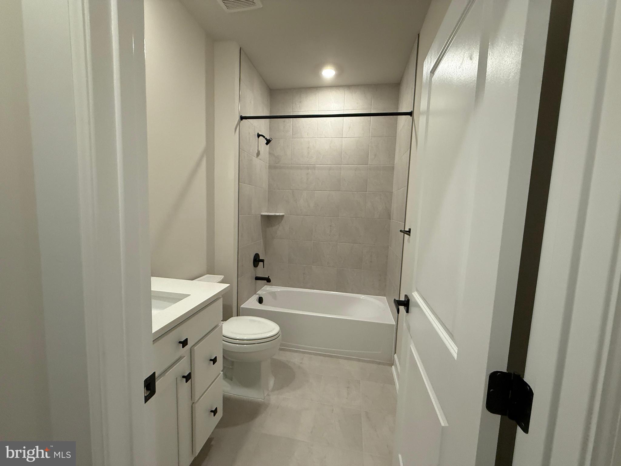 PATUXENT GREENS - Residential Lease