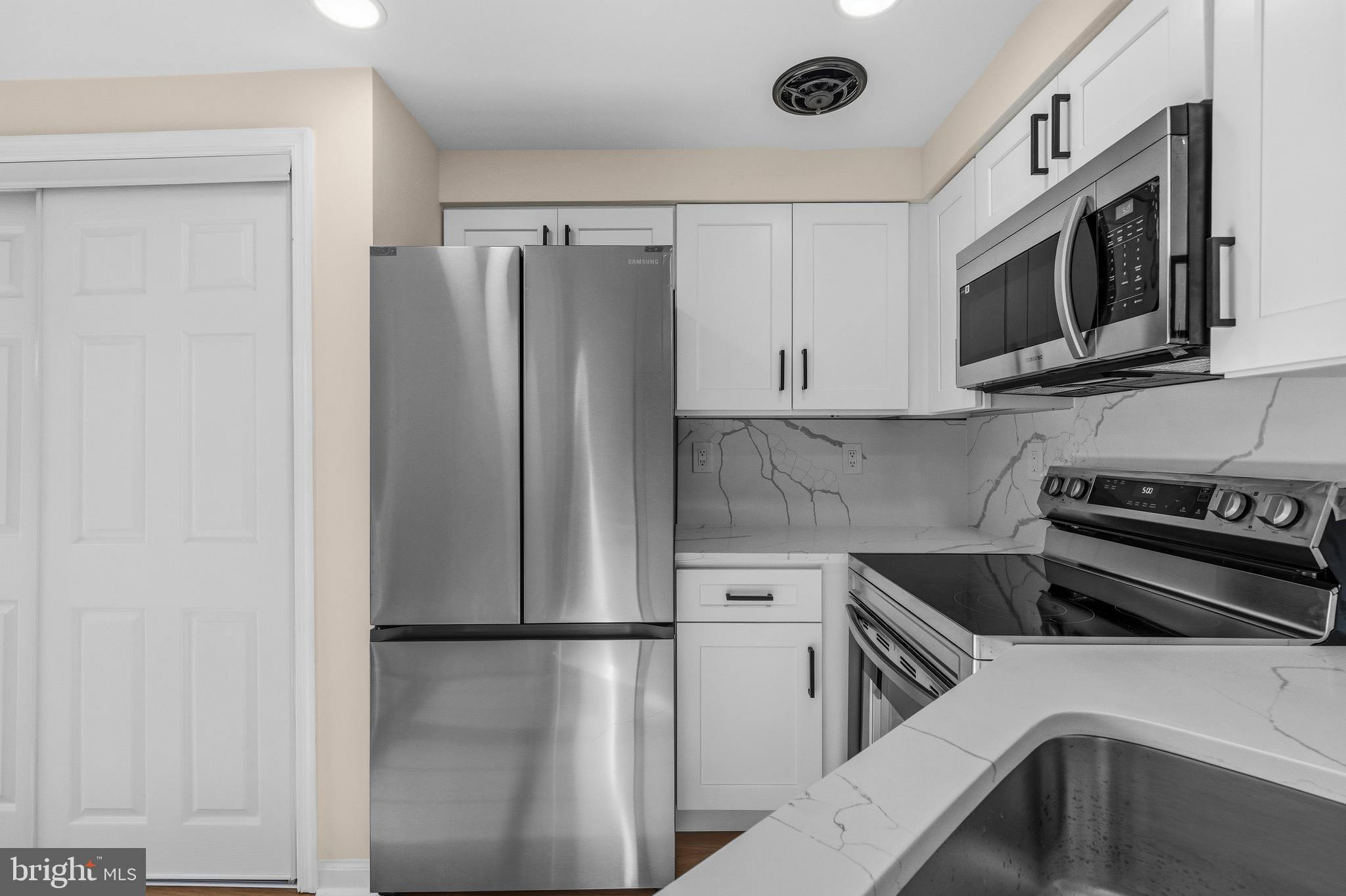 ROGERS FORGE - Residential