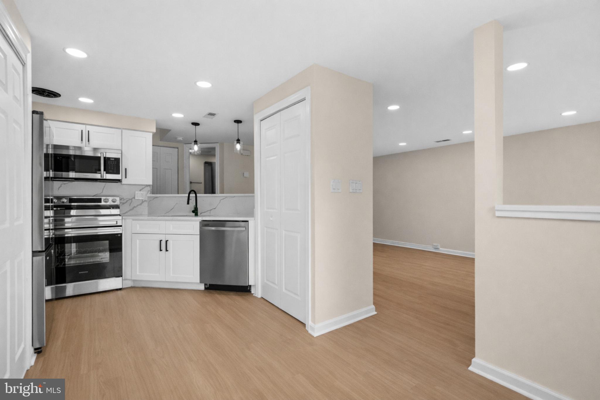 ROGERS FORGE - Residential