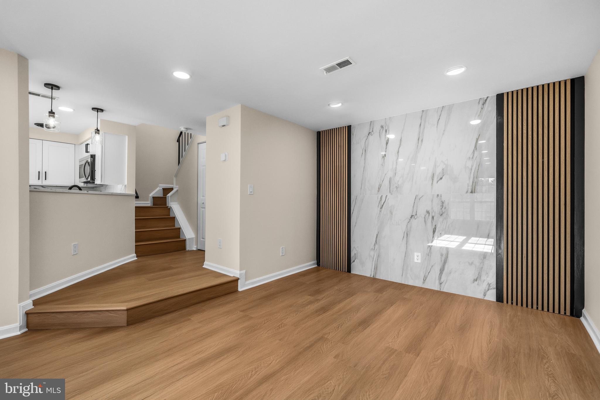 ROGERS FORGE - Residential