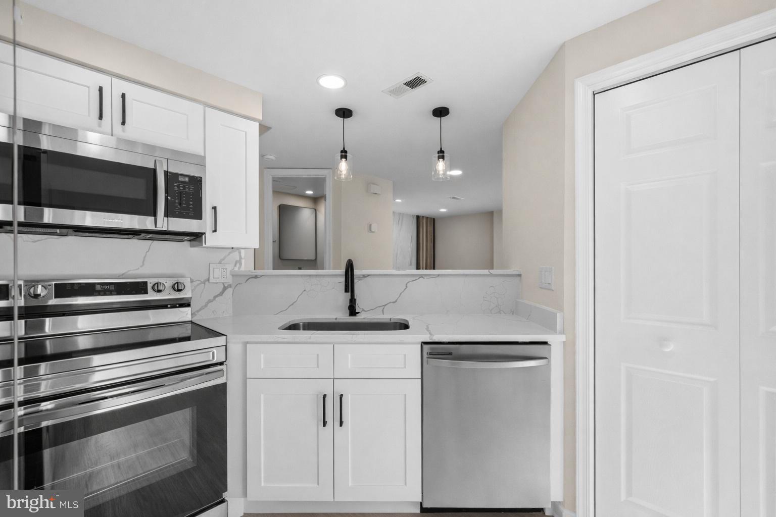 ROGERS FORGE - Residential