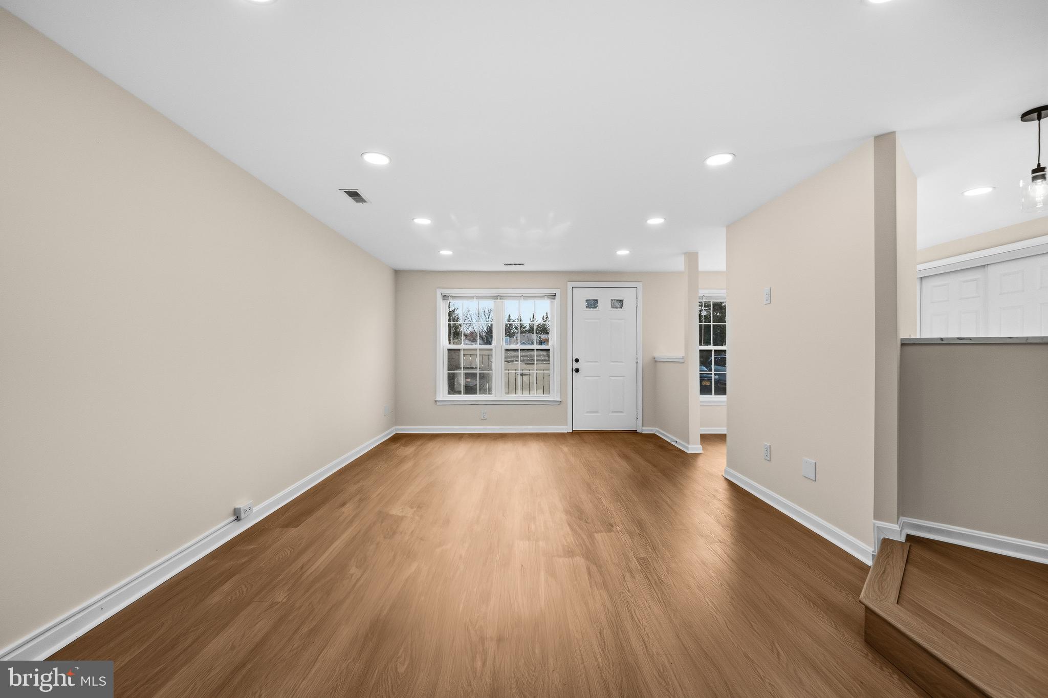 ROGERS FORGE - Residential