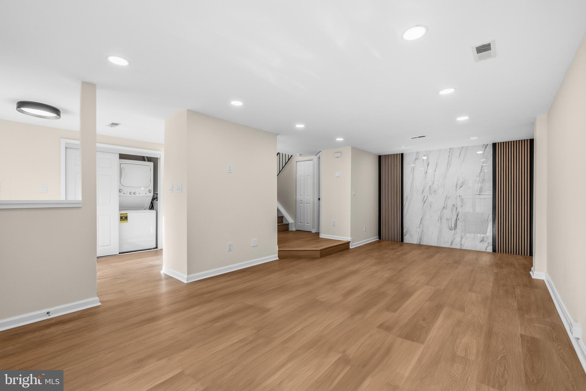 ROGERS FORGE - Residential