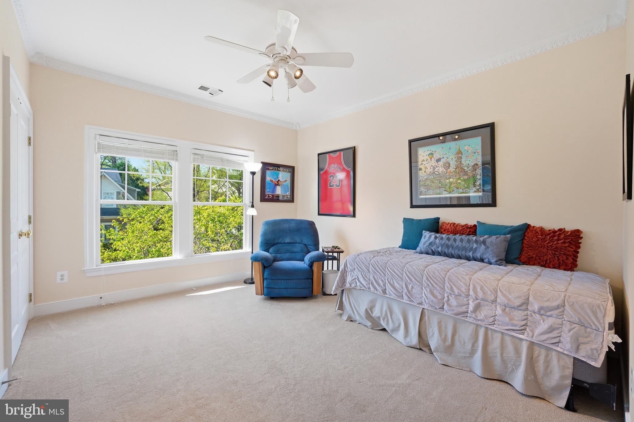 HIGHLAND ESTATES - Residential