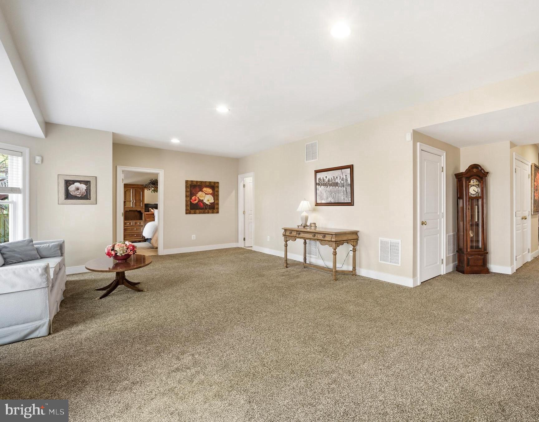 HIGHLAND ESTATES - Residential