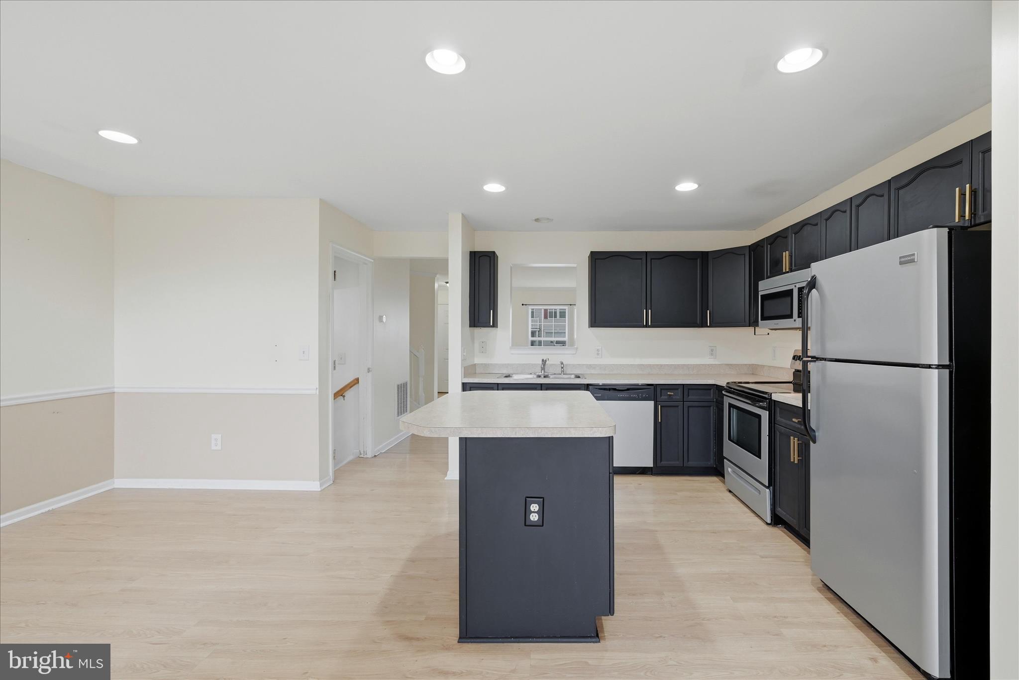 FAIRWAYS WEST - Residential