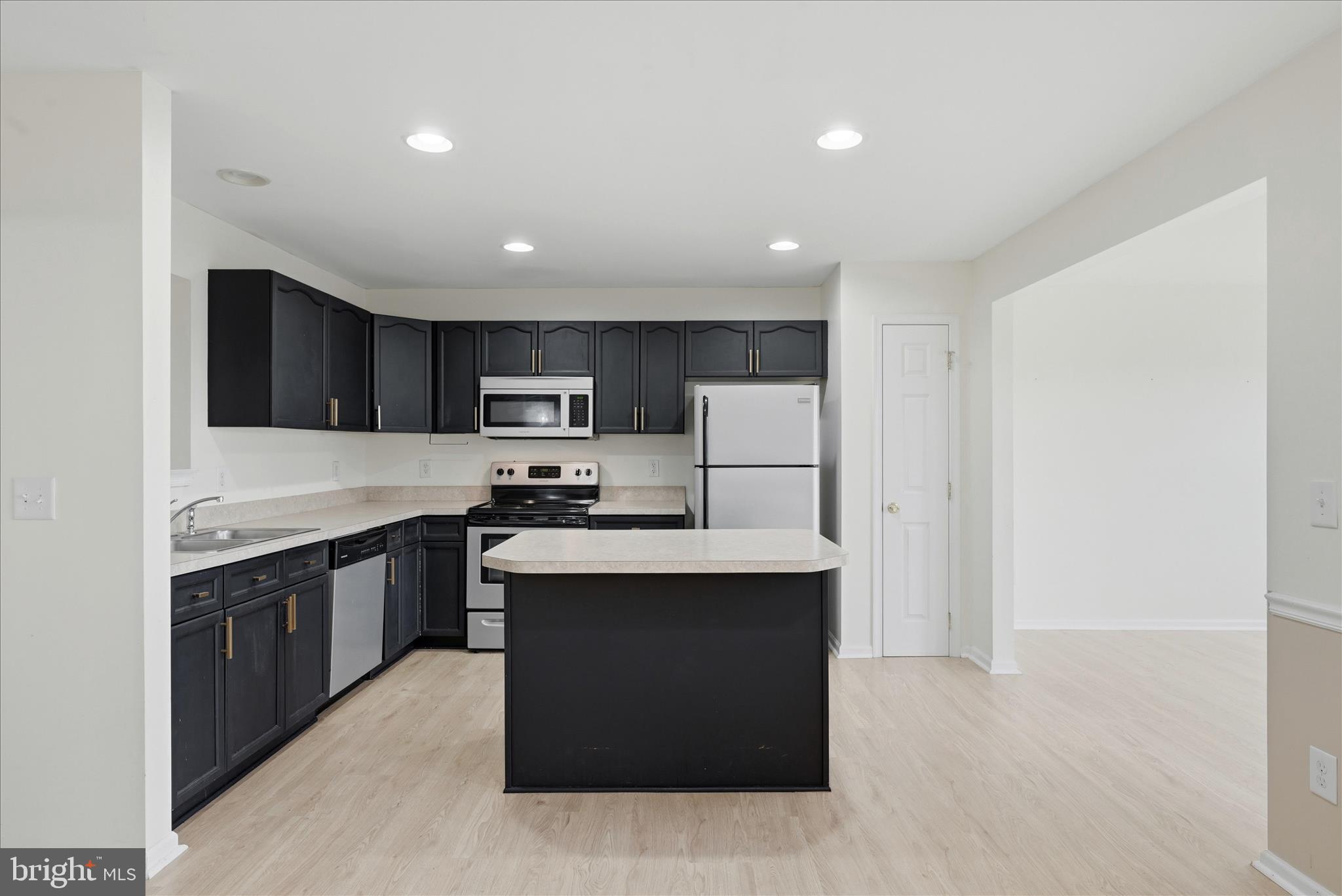 FAIRWAYS WEST - Residential