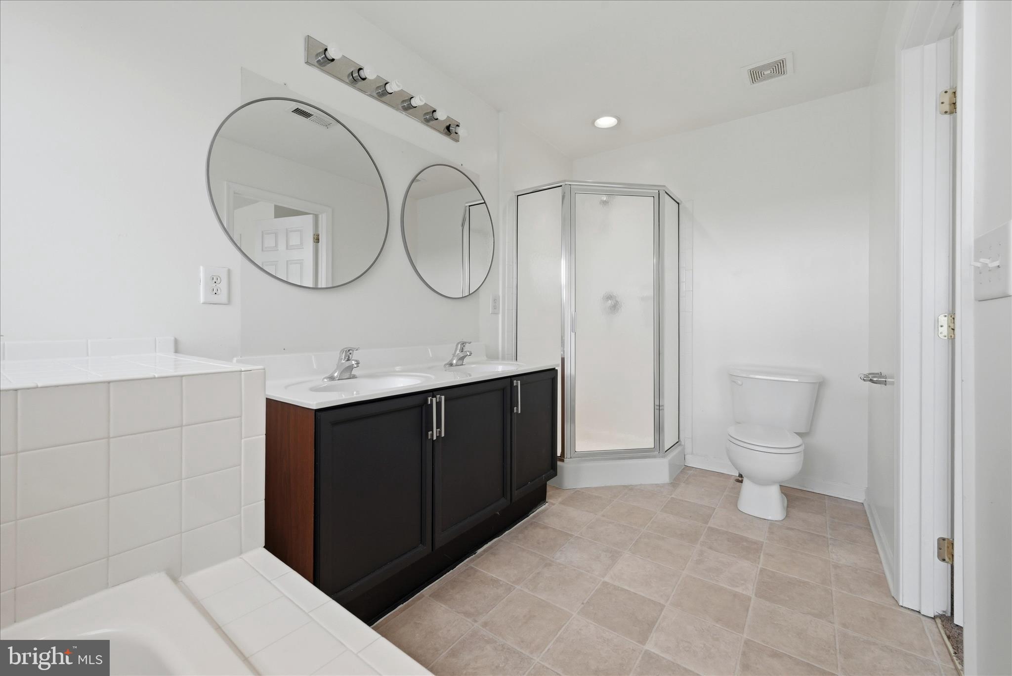 FAIRWAYS WEST - Residential