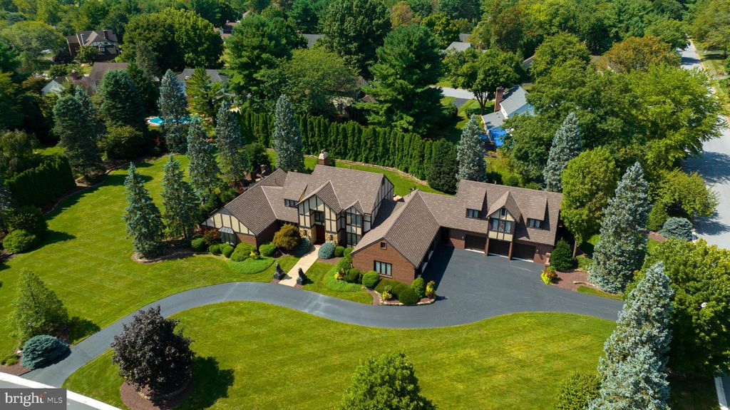 Photo of 1328 OLDE SAYBROOK RD, LANCASTER, PA 17601 (MLS # PALA2025080)