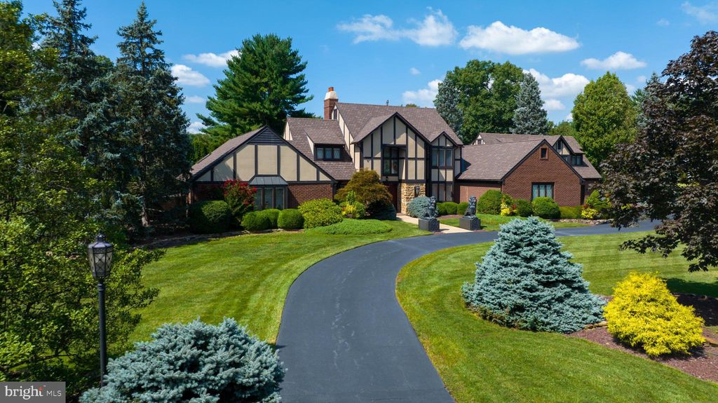 Photo of 1328 OLDE SAYBROOK RD, LANCASTER, PA 17601 (MLS # PALA2025080)