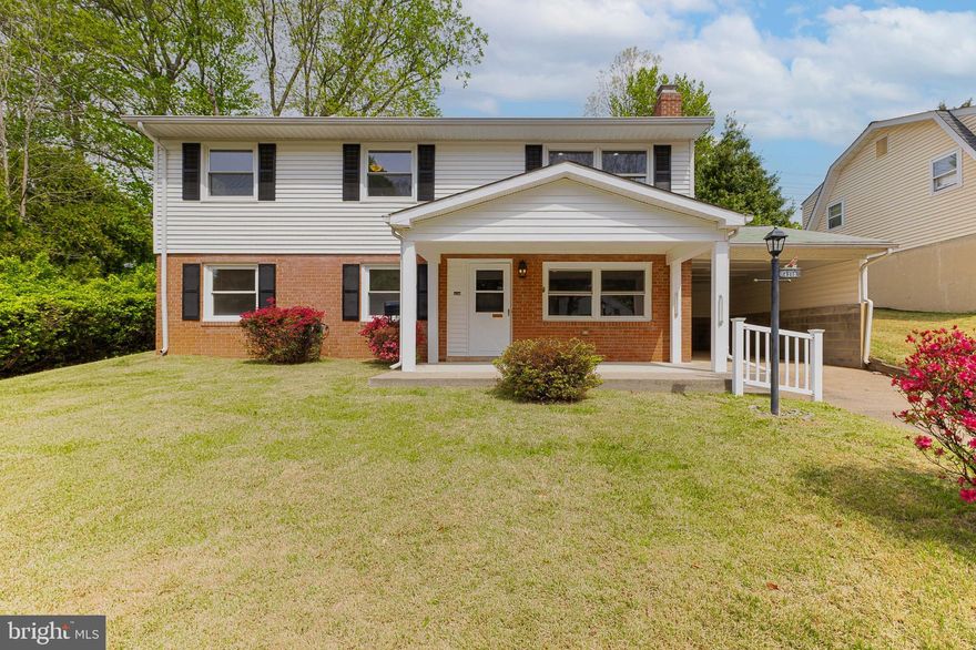 *Seller offering $10,000 in subsidies for a ratified contract by 05/12*Welcome to this beautifully renovated bi-level home in the heart of Dale City! This spacious 4-bedroom, 2-bathroom residence offers a host of modern upgrades, including fresh paint, new flooring, updated lighting, and brand-new stainless steel appliances. The HVAC was replaced in 2023, and the boiler is brand new as of 2025, ensuring comfort and efficiency. The lower level features a generous bedroom, a full bath, a bright living area with a wet bar, and a utility/laundry room. Upstairs, you'll find three additional bedrooms, a full bathroom, a welcoming living space, and a stylish kitchen with quartz countertops. Additional highlights include a sunroom, a carport, and a large workshop—perfect for hobbies or storage. Conveniently located just minutes from I-95 and major shopping centers, this home combines comfort, functionality, and an unbeatable location.