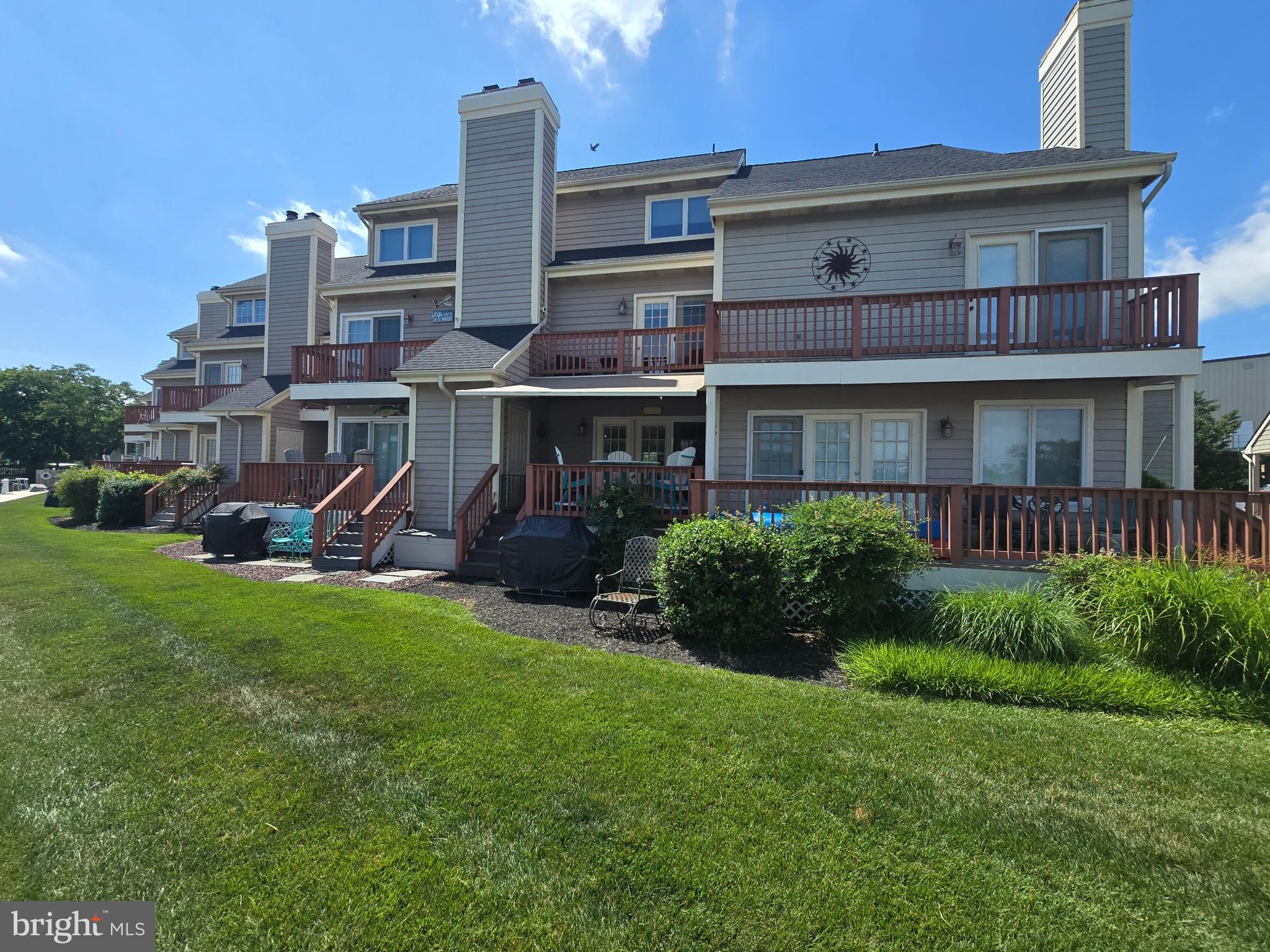 WARWICK LANDING - Residential