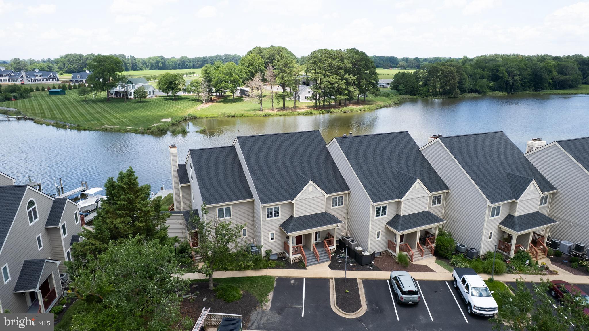 WARWICK LANDING - Residential