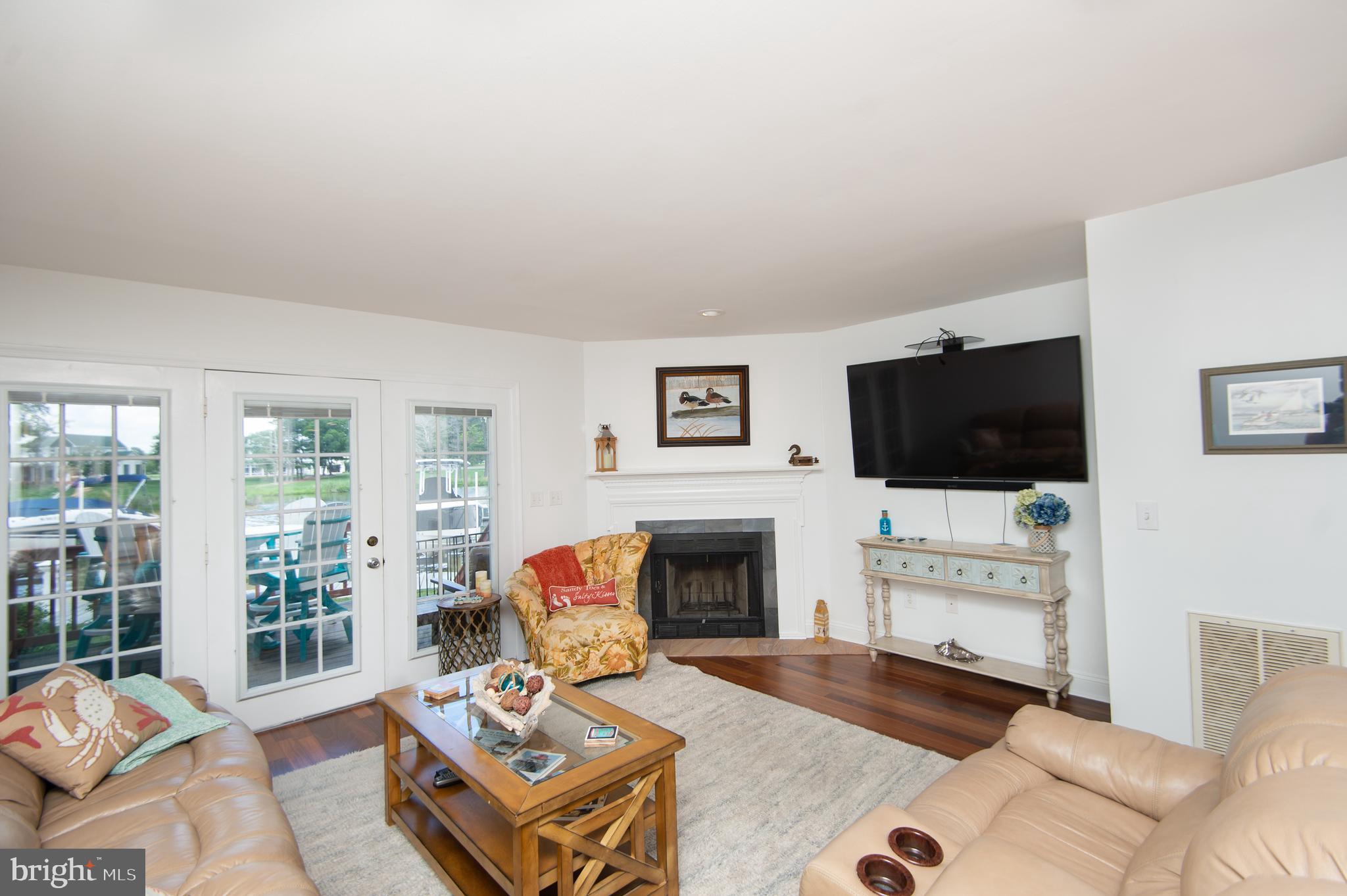 WARWICK LANDING - Residential