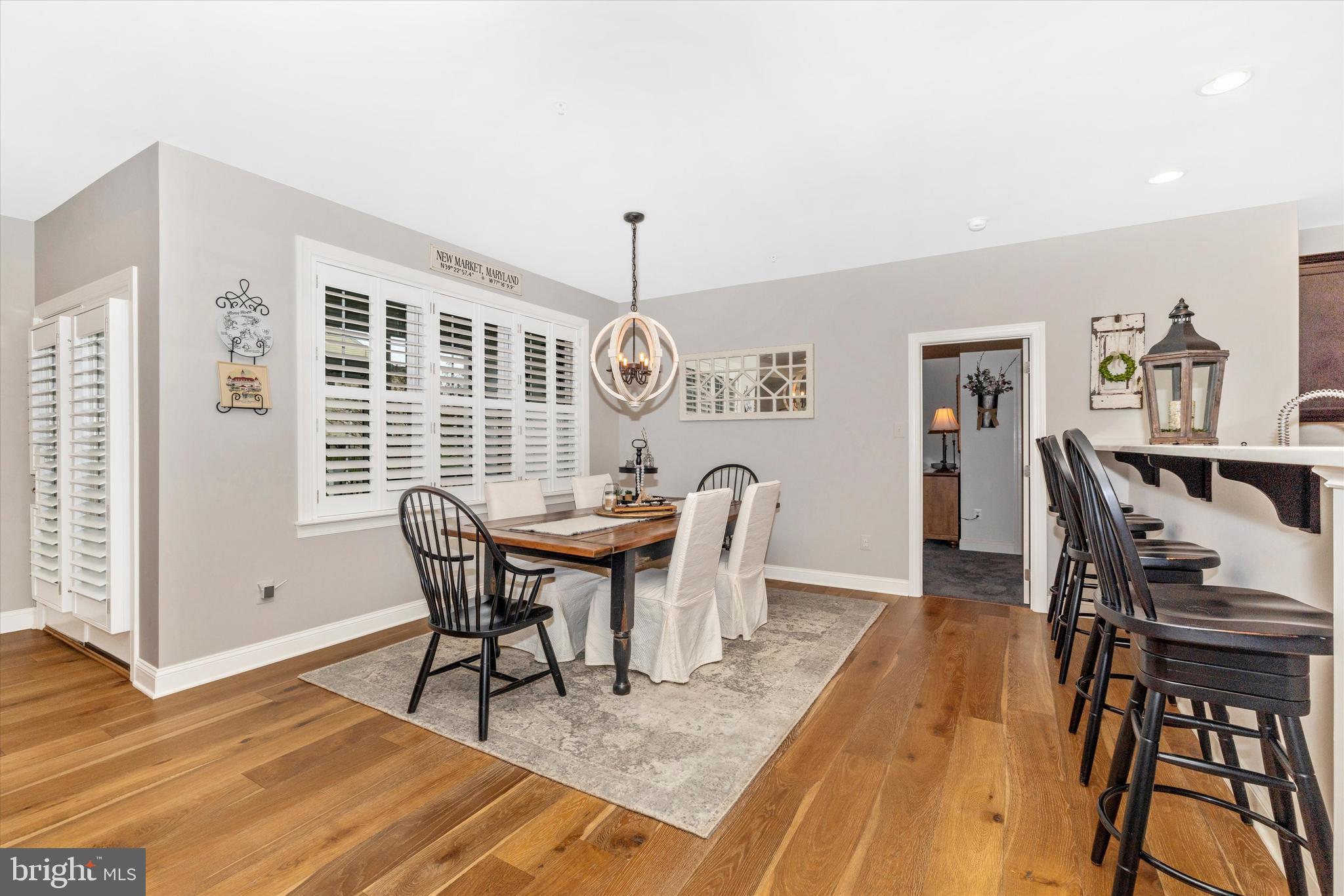 ROYAL OAKS - Residential