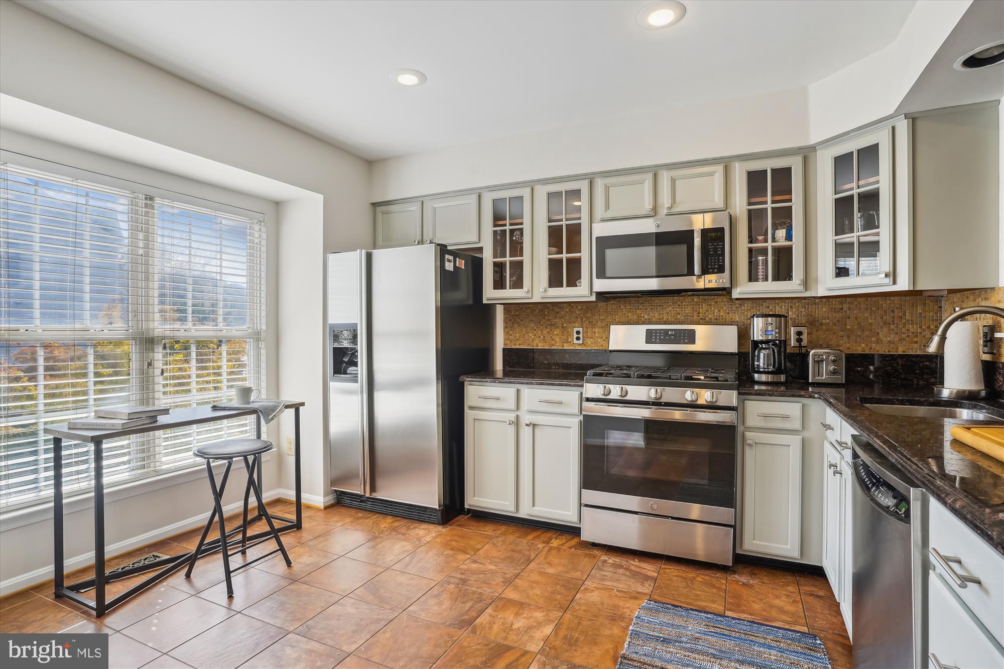 DOMINION STATION - Residential