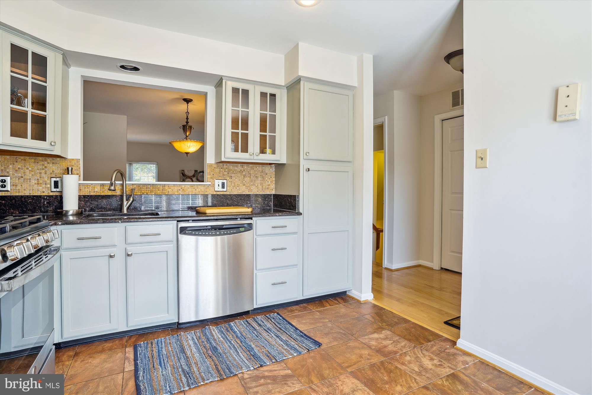 DOMINION STATION - Residential