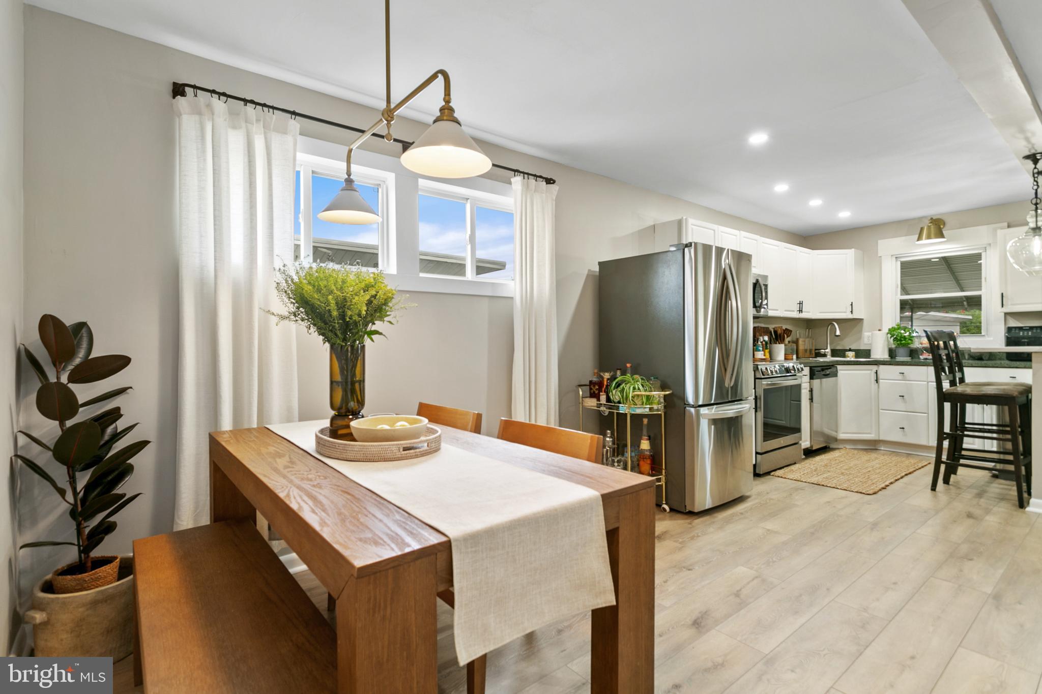 LEEDOM ESTS - Residential