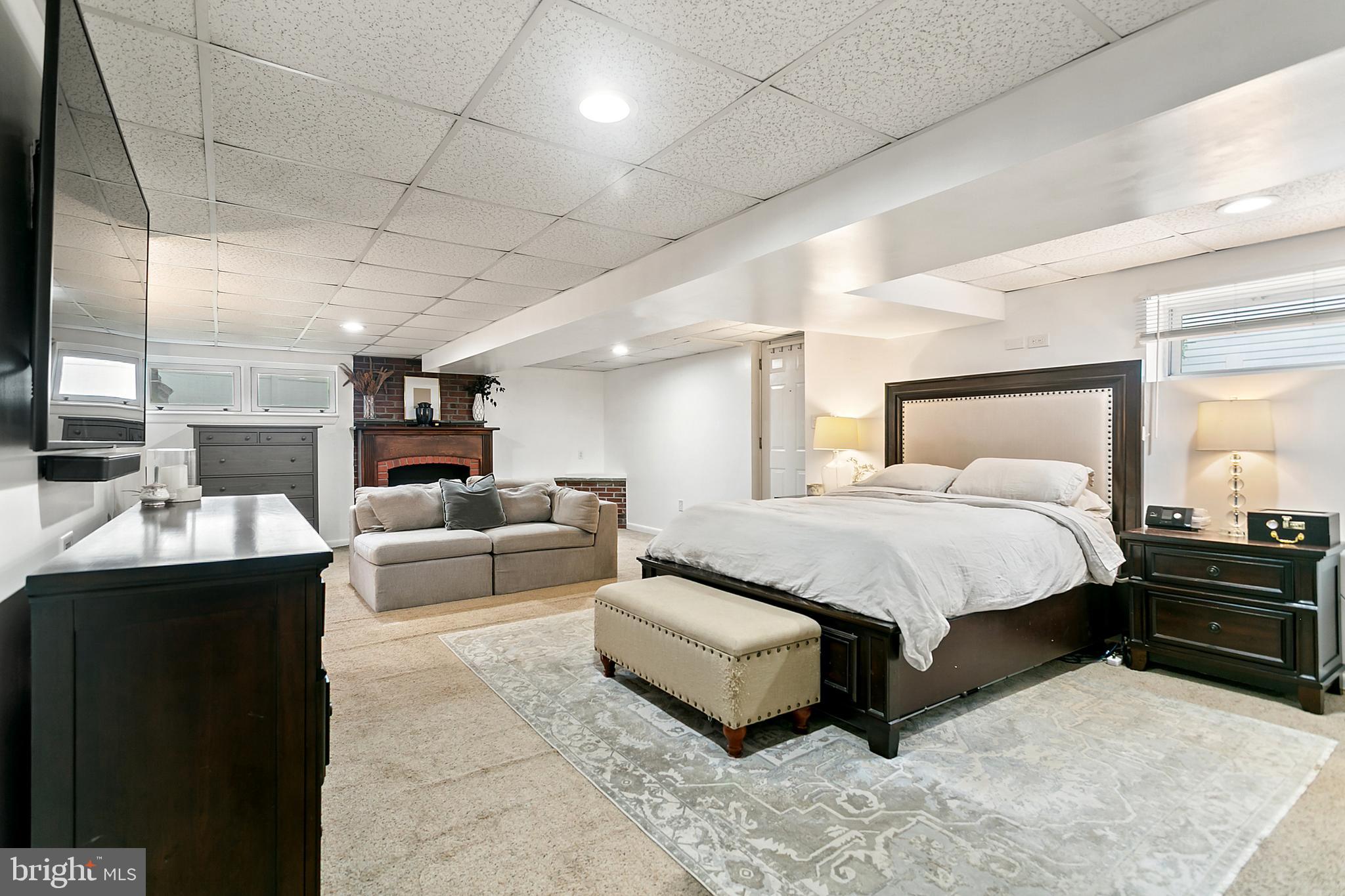 LEEDOM ESTS - Residential