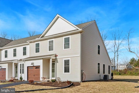 Townhouse For Rent - 133 Silversmith Road<br/> Chester County, OXFORD, PA 19363