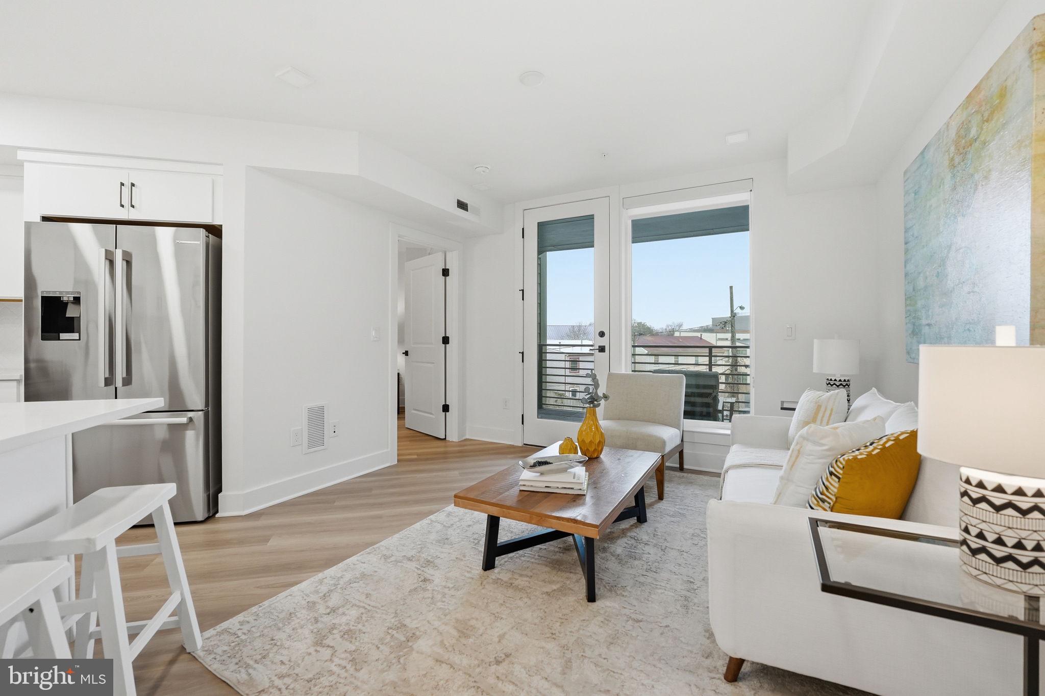 OLD TOWN ALEXANDRIA - Residential