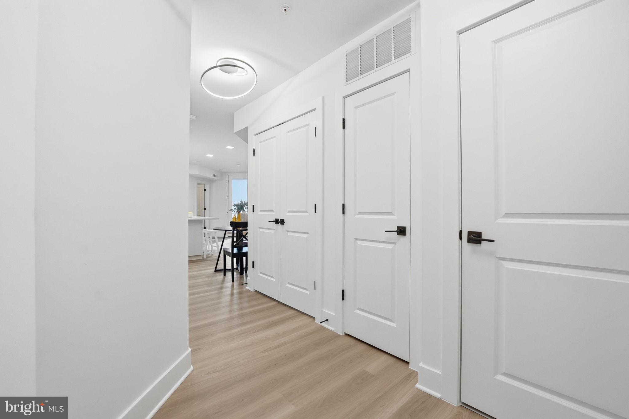 OLD TOWN ALEXANDRIA - Residential