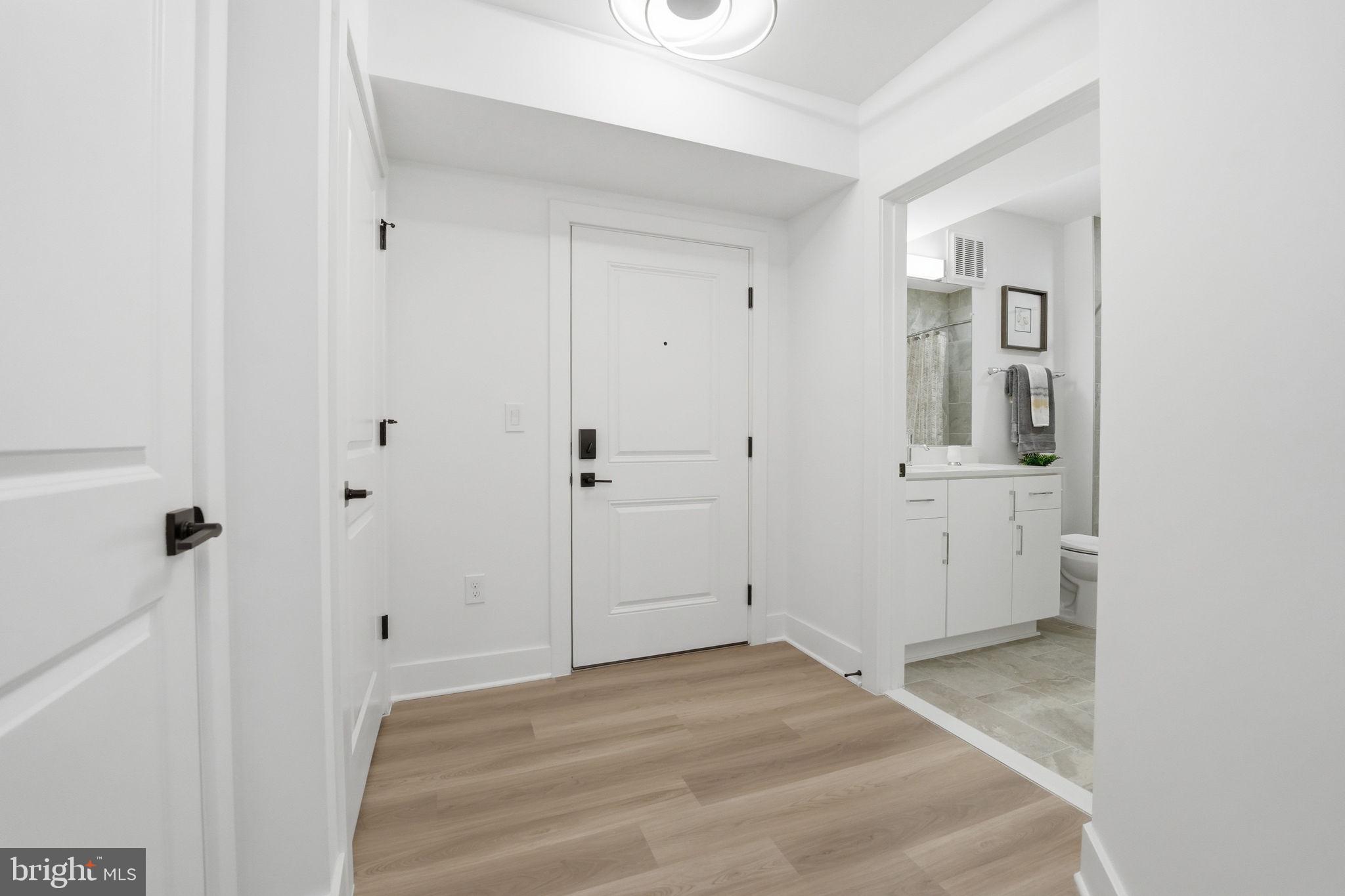 OLD TOWN ALEXANDRIA - Residential